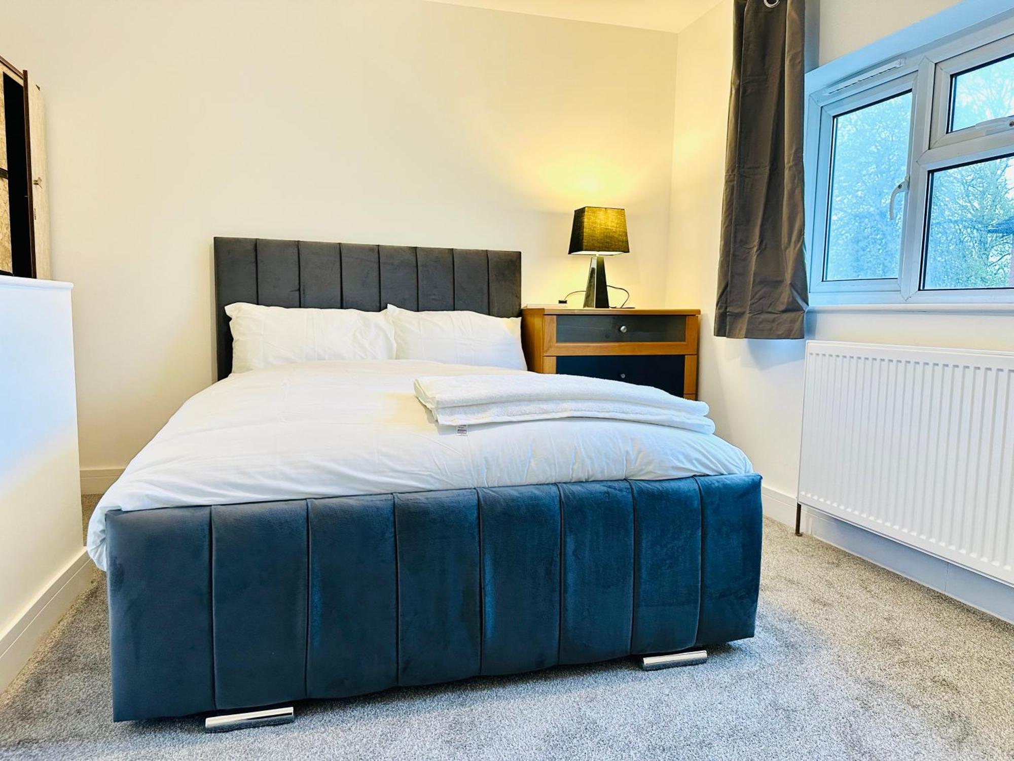 224 Newcastle Street Hotel Stoke-on-Trent Bagian luar foto